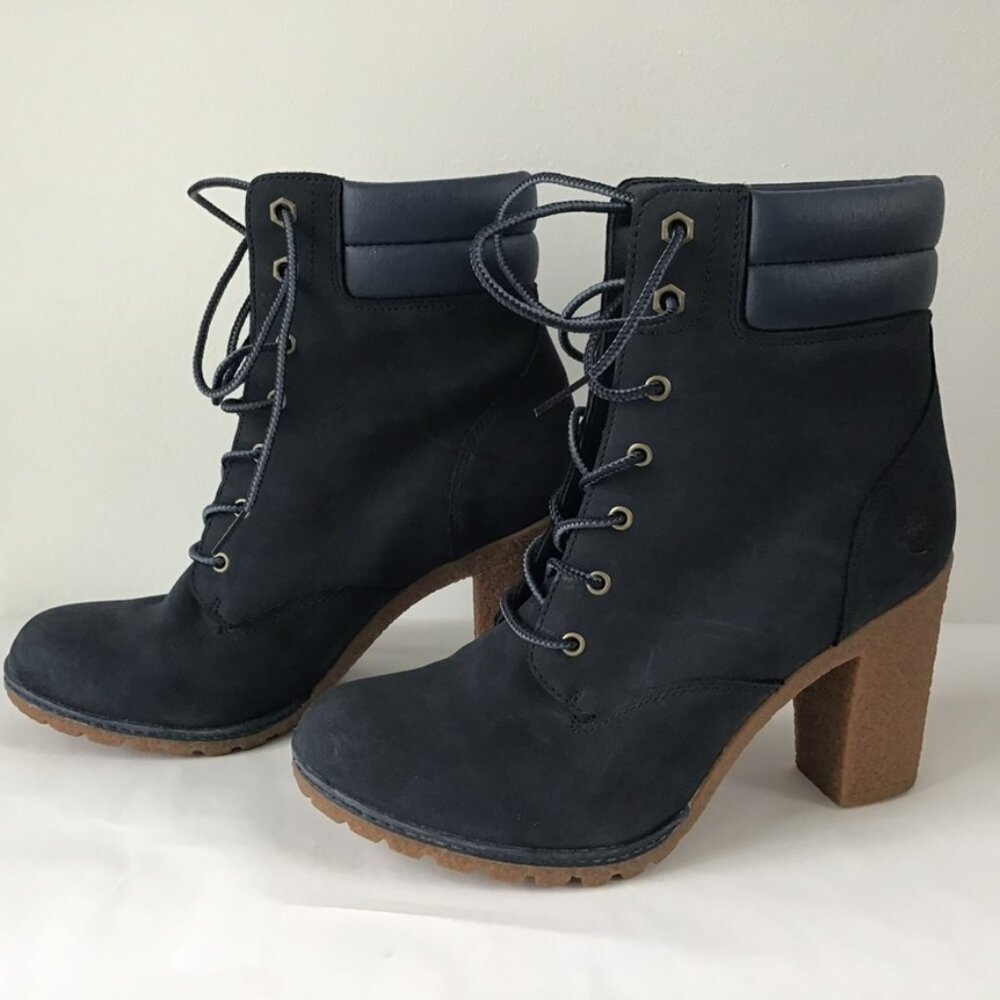 Timberland blue suede heeled ankle boots size 7.5